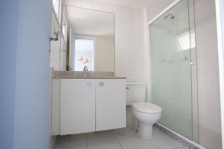 Apartamento para alugar com 130m², 3 quartos e 2 vagasBanheiro Social 2