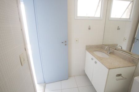 Apartamento para alugar com 130m², 3 quartos e 2 vagasBanheiro Social 2