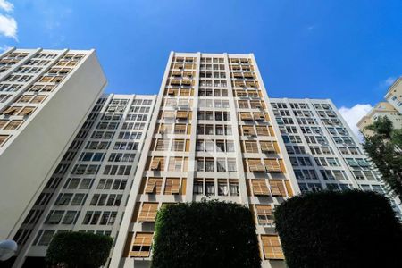 Apartamento para alugar com 100m², 3 quartos e 1 vaga Apartamento para alugar com 100m², 3 quartos e 1 vagaFachada