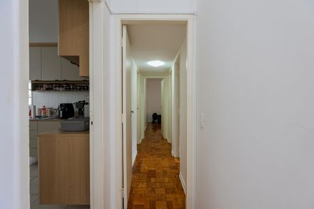 Apartamento para alugar com 100m², 3 quartos e 1 vaga Apartamento para alugar com 100m², 3 quartos e 1 vagaCorredor