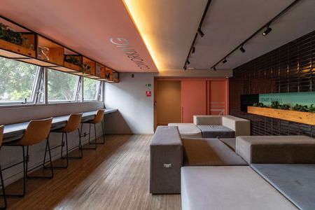 Studio à venda com 32m², 1 quarto e sem vaga Studio à venda com 32m², 1 quarto e sem vagaCoworking