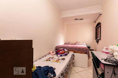 Quarto de casa à venda com 4 quartos, 250m² em Itaquera, São Paulo