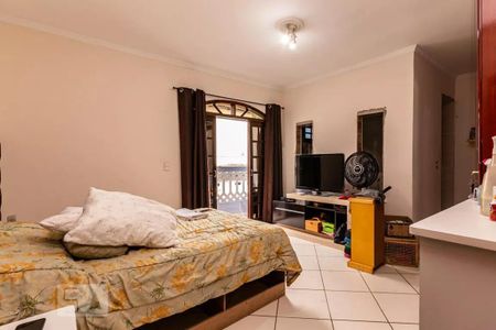 Quarto de casa à venda com 4 quartos, 250m² em Itaquera, São Paulo