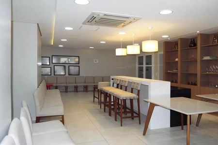 Apartamento à venda com 42m², 1 quarto e 1 vaga Apartamento à venda com 42m², 1 quarto e 1 vagaÁrea comum - Salão de festas