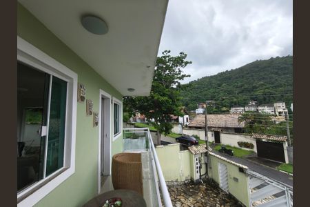 Casa de condomínio para alugar com 120m², 3 quartos e 2 vagas Casa de condomínio para alugar com 120m², 3 quartos e 2 vagasVaranda - Sala