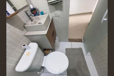 Casa de condomínio para alugar com 120m², 3 quartos e 2 vagas Casa de condomínio para alugar com 120m², 3 quartos e 2 vagasBanheiro Social