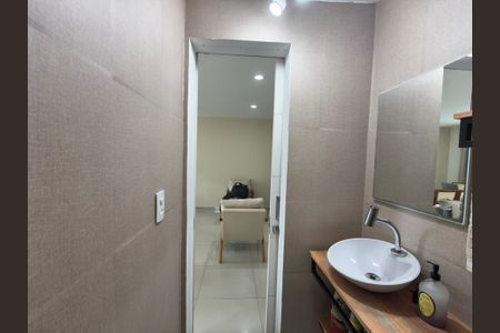 Casa de condomínio para alugar com 120m², 3 quartos e 2 vagas Casa de condomínio para alugar com 120m², 3 quartos e 2 vagasLavabo