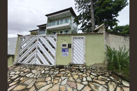 Casa de condomínio para alugar com 120m², 3 quartos e 2 vagas Casa de condomínio para alugar com 120m², 3 quartos e 2 vagasFachada