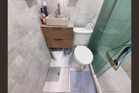 Casa de condomínio para alugar com 120m², 3 quartos e 2 vagas Casa de condomínio para alugar com 120m², 3 quartos e 2 vagasBanheiro Suite 3