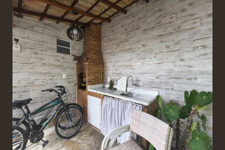 Casa de condomínio para alugar com 120m², 3 quartos e 2 vagas Casa de condomínio para alugar com 120m², 3 quartos e 2 vagasArea Gourmet