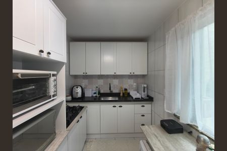 Casa de condomínio para alugar com 120m², 3 quartos e 2 vagas Casa de condomínio para alugar com 120m², 3 quartos e 2 vagasCozinha