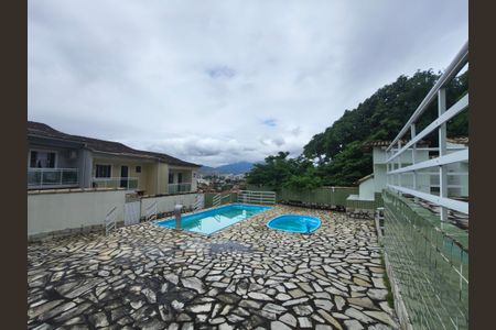 Casa de condomínio para alugar com 120m², 3 quartos e 2 vagas Casa de condomínio para alugar com 120m², 3 quartos e 2 vagasPiscina