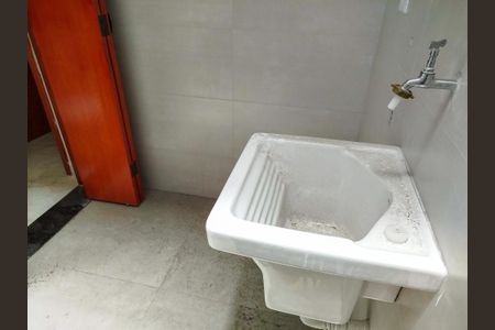 Apartamento para alugar com 35m², 2 quartos e sem vaga Apartamento para alugar com 35m², 2 quartos e sem vagaÁrea de Serviço