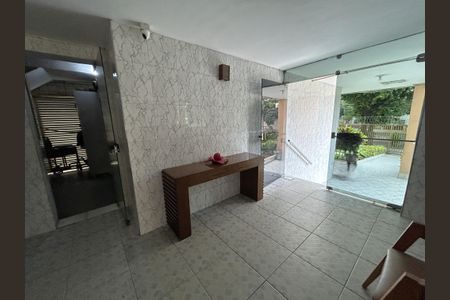 Apartamento para alugar com 30m², 2 quartos e 1 vagaHall de entrada