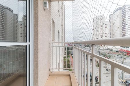 Sacada da Sala de apartamento para alugar com 2 quartos, 68m² em Vila Mogilar, Mogi das Cruzes