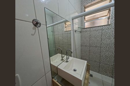 Apartamento para alugar com 70m², 2 quartos e 1 vagaBanheiro