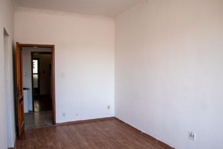 Apartamento para alugar com 70m², 2 quartos e 1 vagaSala