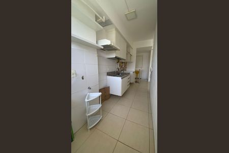 Cozinha de apartamento para alugar com 2 quartos, 61m² em Jacarepaguá, Rio de Janeiro