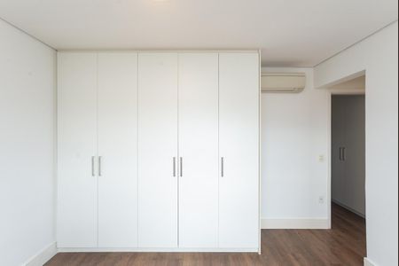Apartamento para alugar com 241m², 4 quartos e 3 vagasQuarto 4 Suíte