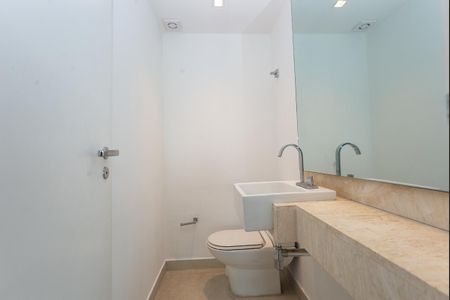 Apartamento para alugar com 241m², 4 quartos e 3 vagasLavabo