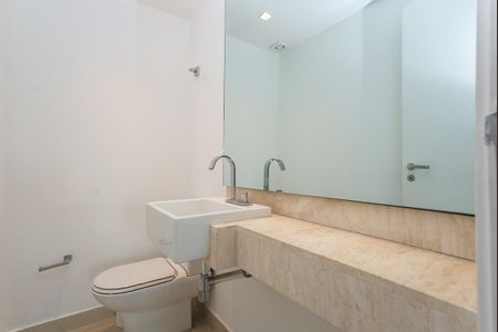 Apartamento para alugar com 241m², 4 quartos e 3 vagasLavabo