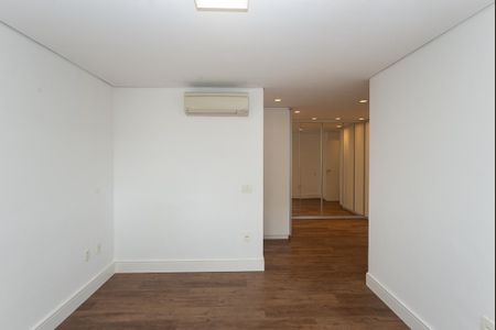 Apartamento para alugar com 241m², 4 quartos e 3 vagasQuarto 2 Suíte