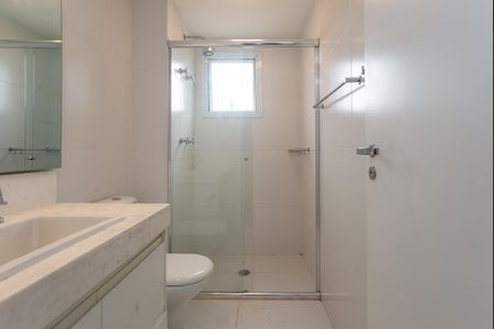 Apartamento para alugar com 241m², 4 quartos e 3 vagasBanheiro do quarto 4 Suíte
