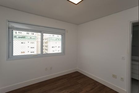 Apartamento para alugar com 241m², 4 quartos e 3 vagasQuarto 3 Suíte