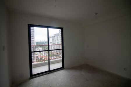 Sala / Quarto - Studio de kitnet/studio à venda com 1 quarto, 28m² em Jardim das Acacias, São Paulo