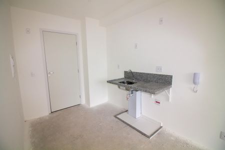 Cozinha de kitnet/studio à venda com 1 quarto, 28m² em Jardim das Acacias, São Paulo