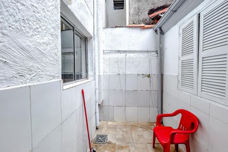 Casa para alugar com 100m², 4 quartos e 1 vagaÁrea externa