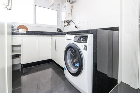 Apartamento para alugar com 190m², 3 quartos e 3 vagas Apartamento para alugar com 190m², 3 quartos e 3 vagasÁrea de Serviço