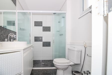 Apartamento para alugar com 190m², 3 quartos e 3 vagas Apartamento para alugar com 190m², 3 quartos e 3 vagasBanheiro da Suíte 1