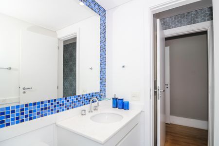 Apartamento para alugar com 190m², 3 quartos e 3 vagas Apartamento para alugar com 190m², 3 quartos e 3 vagasBanheiro da Suíte 3