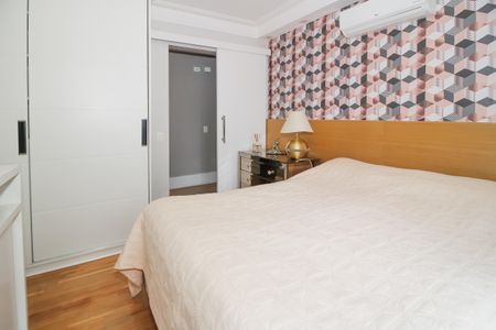 Apartamento para alugar com 190m², 3 quartos e 3 vagas Apartamento para alugar com 190m², 3 quartos e 3 vagasSuíte 1