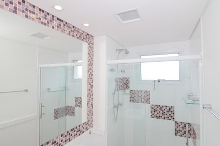 Apartamento para alugar com 190m², 3 quartos e 3 vagas Apartamento para alugar com 190m², 3 quartos e 3 vagasBanheiro da Suíte 2