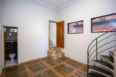 Sala de TV de casa para alugar com 2 quartos, 130m² em Canhema, Diadema
