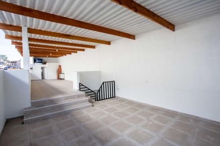 Casa para alugar com 130m², 2 quartos e 1 vagaVaranda