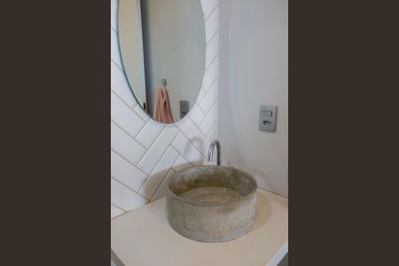 Apartamento para alugar com 66m², 2 quartos e 1 vaga Apartamento para alugar com 66m², 2 quartos e 1 vagaBanheiro