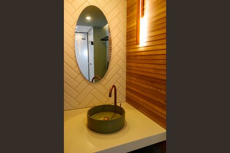 Apartamento para alugar com 66m², 2 quartos e 1 vaga Apartamento para alugar com 66m², 2 quartos e 1 vagaBanheiro da Suíte 2