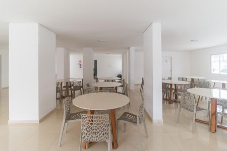 Apartamento para alugar com 52m², 2 quartos e 1 vaga Apartamento para alugar com 52m², 2 quartos e 1 vagaÁrea comum - Salão de festas