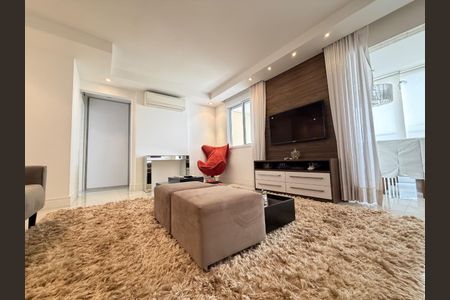 Apartamento à venda com 101m², 2 quartos e 2 vagasFoto 03