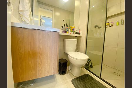 Apartamento à venda com 69m², 3 quartos e 1 vagaBanheiro 2