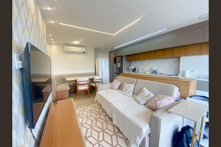 Sala/Cozinha de apartamento à venda com 3 quartos, 69m² em Barra Funda, São Paulo