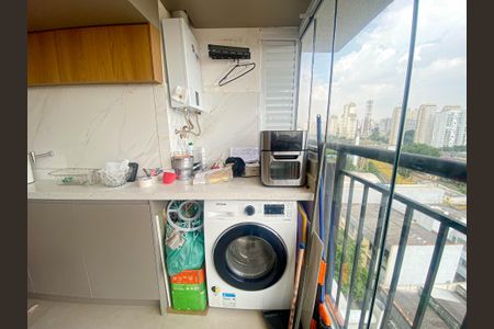 Apartamento à venda com 69m², 3 quartos e 1 vagaÁrea de Serviço