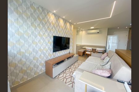 Apartamento à venda com 69m², 3 quartos e 1 vagaSala/Cozinha