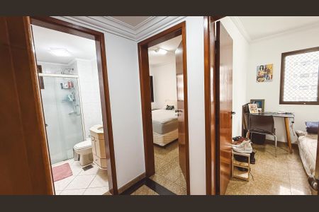 Apartamento para alugar com 97m², 3 quartos e 2 vagasCorredor