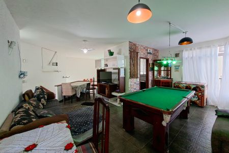 Casa para alugar com 380m², 3 quartos e 4 vagasSala