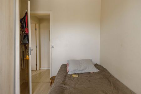 quarto 2 de apartamento para alugar com 2 quartos, 48m² em Passo das Pedras, Porto Alegre