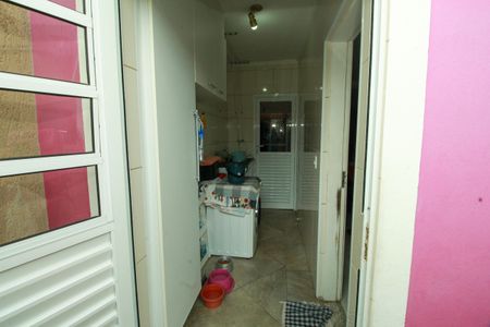 Casa à venda com 222m², 3 quartos e 4 vagas Casa à venda com 222m², 3 quartos e 4 vagasÁrea de Serviço